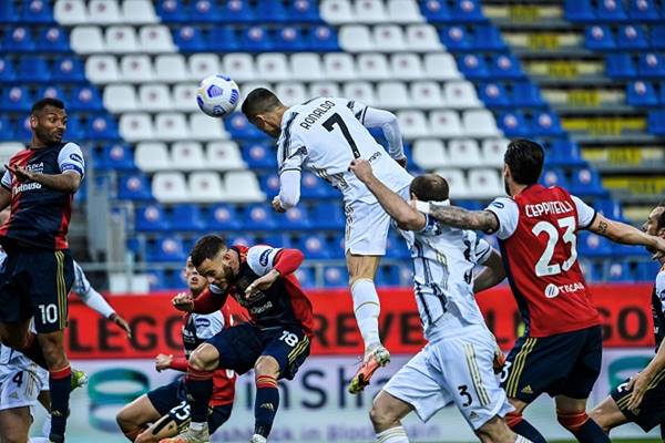 Bóng đá QT 15/3: Ronaldo lập hat-trick nhanh thứ hai trong sự nghiệp