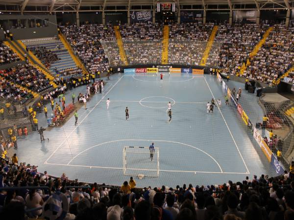 Bóng đá trong nhà là gì? Tìm hiểu về luật thi đấu của Futsal