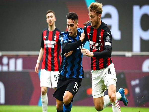 Những cuộc đối đầu đáng nhớ giữa AC Milan vs Inter Milan