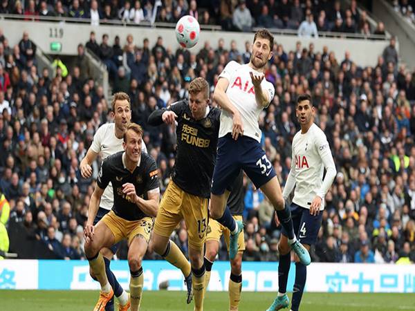 Trận đối đầu kịch tính giữa Tottenham vs Newcastle