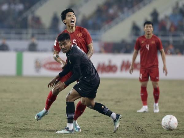 Bóng đá VN 26/10: Sao Indo muốn ‘đánh cùi chỏ’ cầu thủ Việt Nam