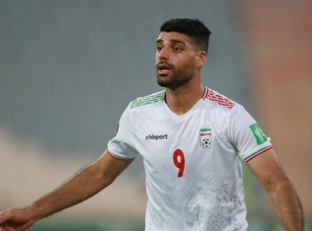 Tuyển thủ Iran từ chối MU để sang Serie A