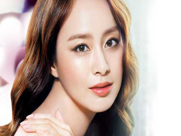 Phụ nữ cuống tai to và dày có số lấy chồng giàu