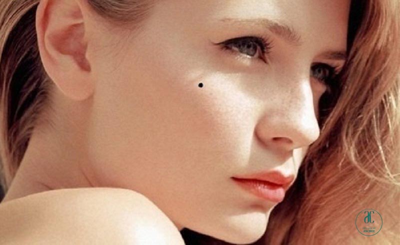 Ý Nghĩa Nốt Ruồi ở Gò Má Trái Nữ