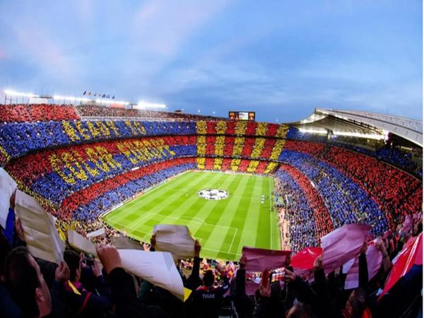 Vì sao sân vận động Nou Camp gọi là pháo đài?