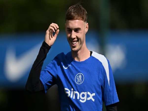 Tin Chelsea: Cole Palmer trở lại tập luyện trước đại chiến Barca