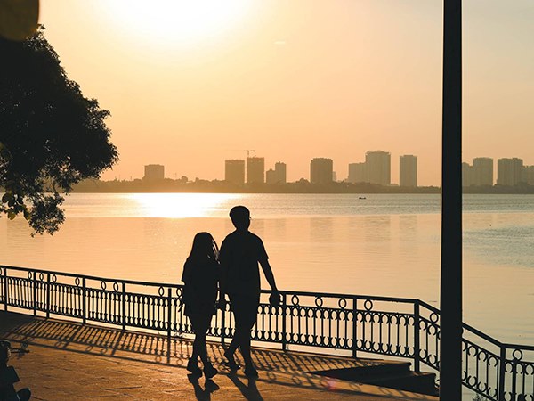 Nằm mơ thấy đi chơi với người yêu cũ điềm tốt hay xấu?