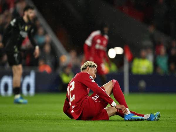 Cú sốc mang tên Hugo Ekitike tại Liverpool