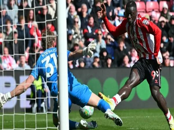 Tin Tottenham: Nỗi lo xuống hạng ngày càng sâu sắc